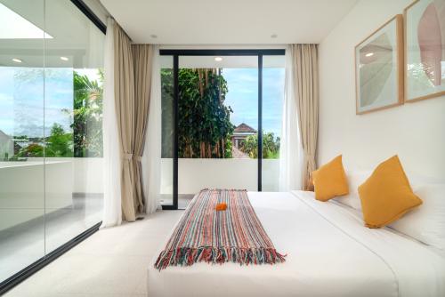 master bedroom 1
